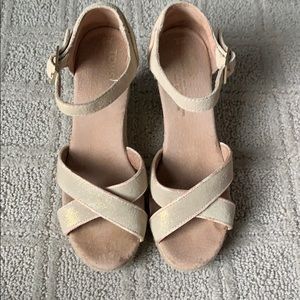 Toms Wedge Heels